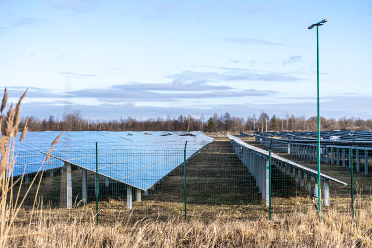 ground mounted pv panels