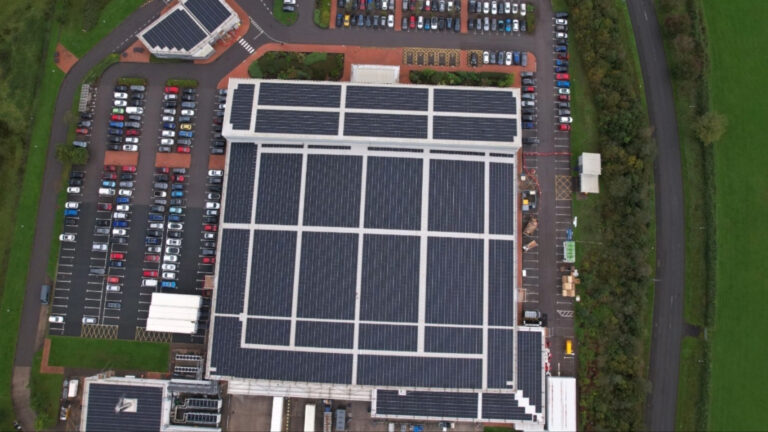 monocrystalline panels UK